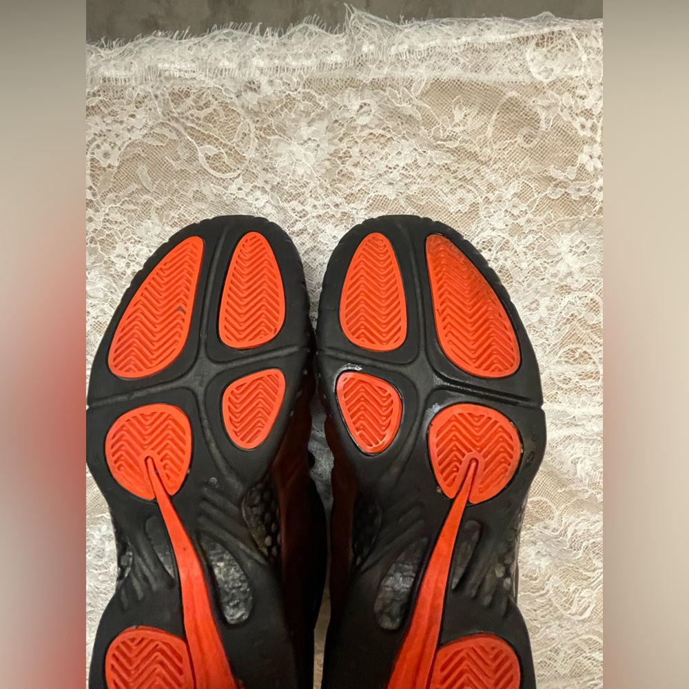 Nike Foamposite Black & Orange Men’s Size 8.5 - Picture 9 of 10